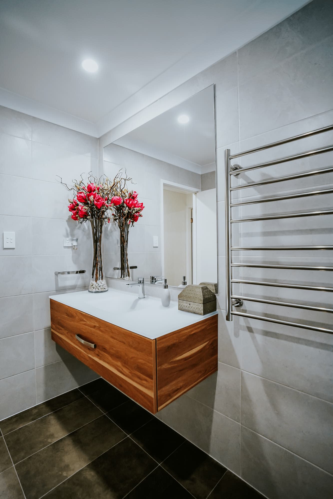 Modern Bathroom Renovation Illawarra & South Coast